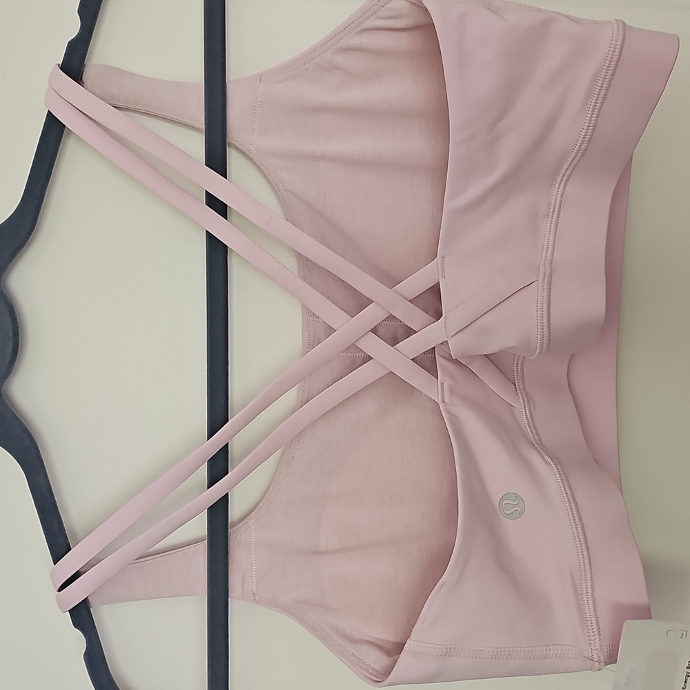 202. NWT Lululemon Energy Bra - Picture 3 of 7